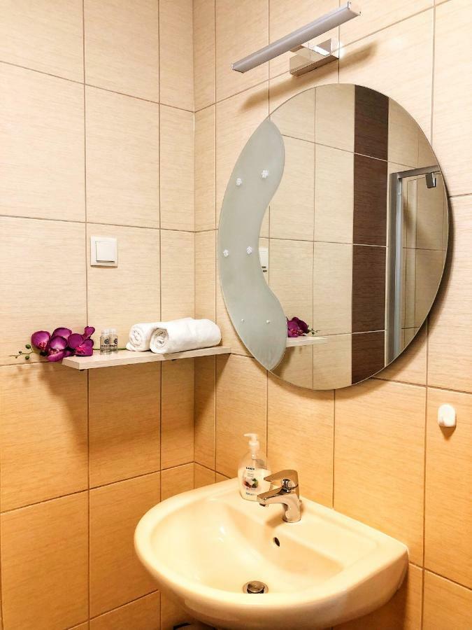 Boro Apartman Tiszafüred Εξωτερικό φωτογραφία